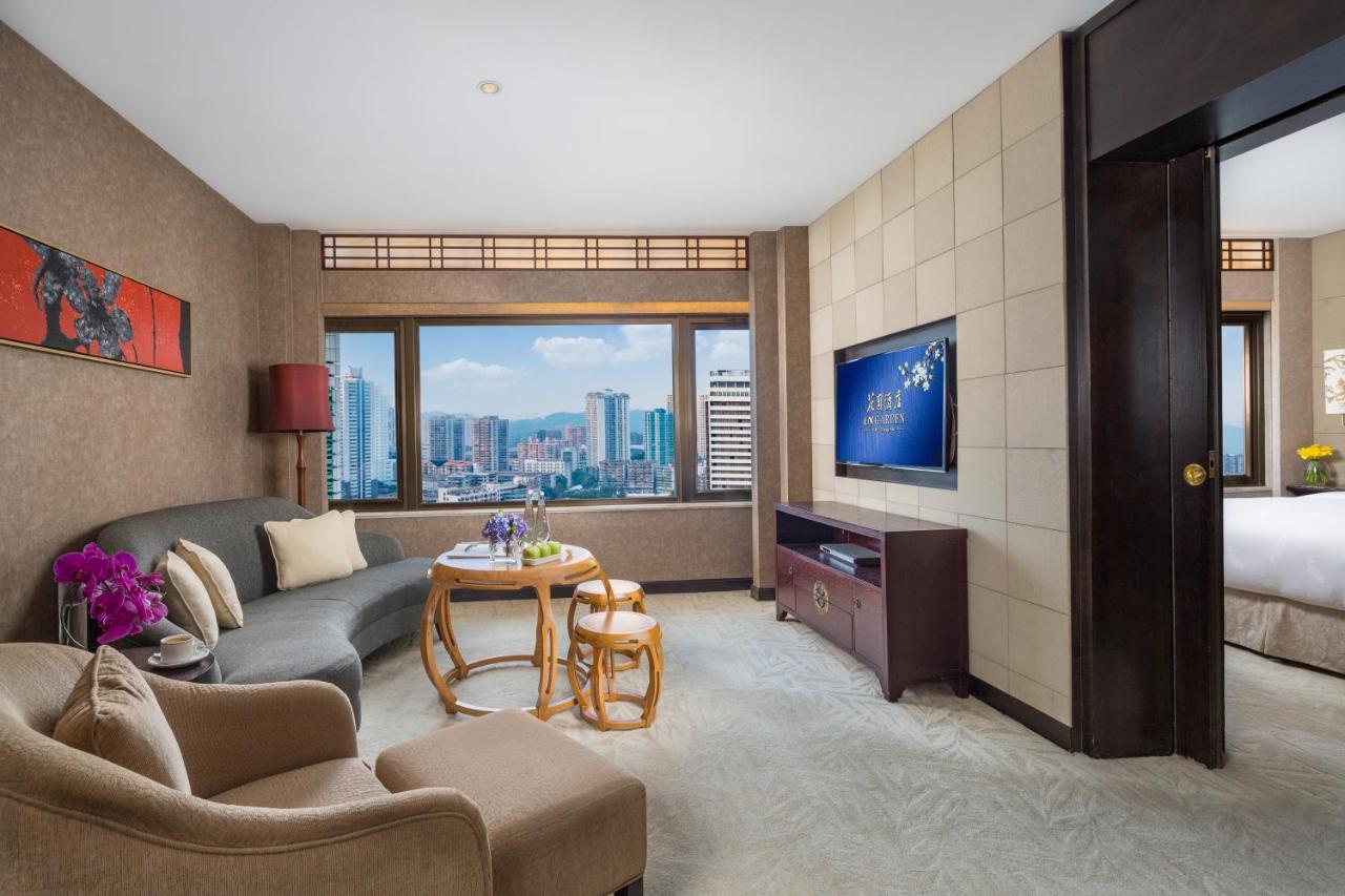 The Garden Hotel Guangzhou - Discover 26 Cultural Treasures With Hotel Golden Tour Guide Exterior foto A suite at the hotel