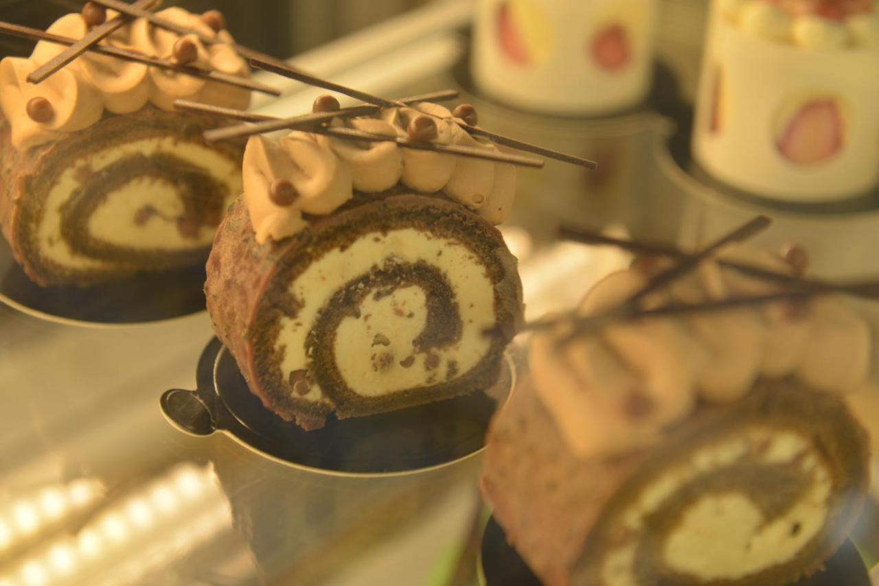 The Garden Hotel Guangzhou - Discover 26 Cultural Treasures With Hotel Golden Tour Guide Exterior foto A Swiss roll