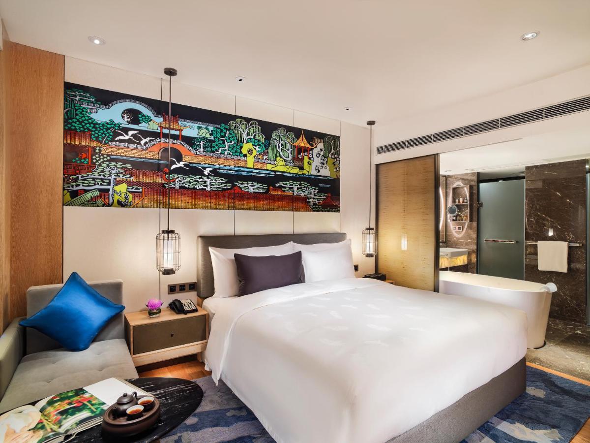 The Garden Hotel Guangzhou - Discover 26 Cultural Treasures With Hotel Golden Tour Guide Exterior foto Deluxe Room
